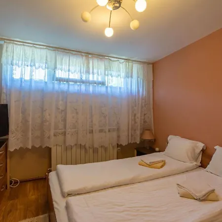 Hotel “рай” *