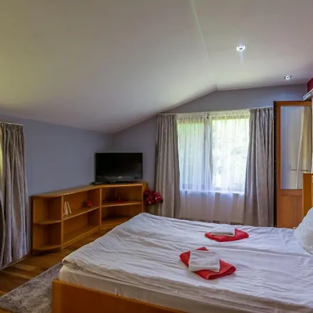 “рай” Hotel *